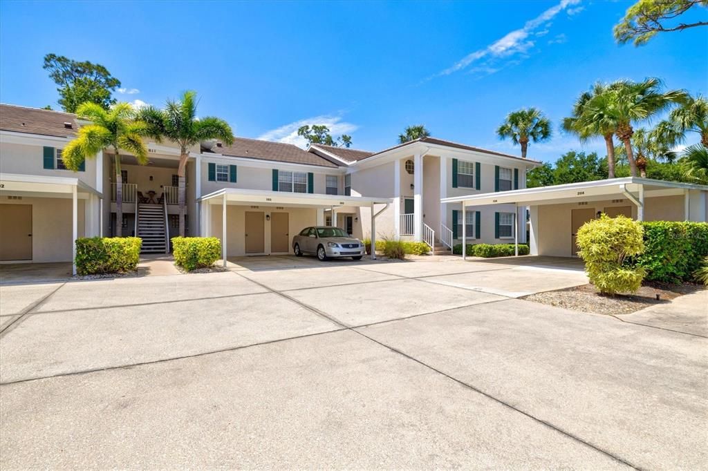 Activo con contrato: $234,900 (2 camas, 2 baños, 1280 Pies cuadrados)