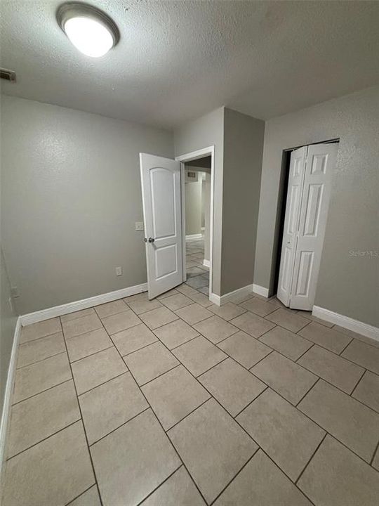 For Sale: $389,900 (6 beds, 0 baths, 2038 Square Feet)