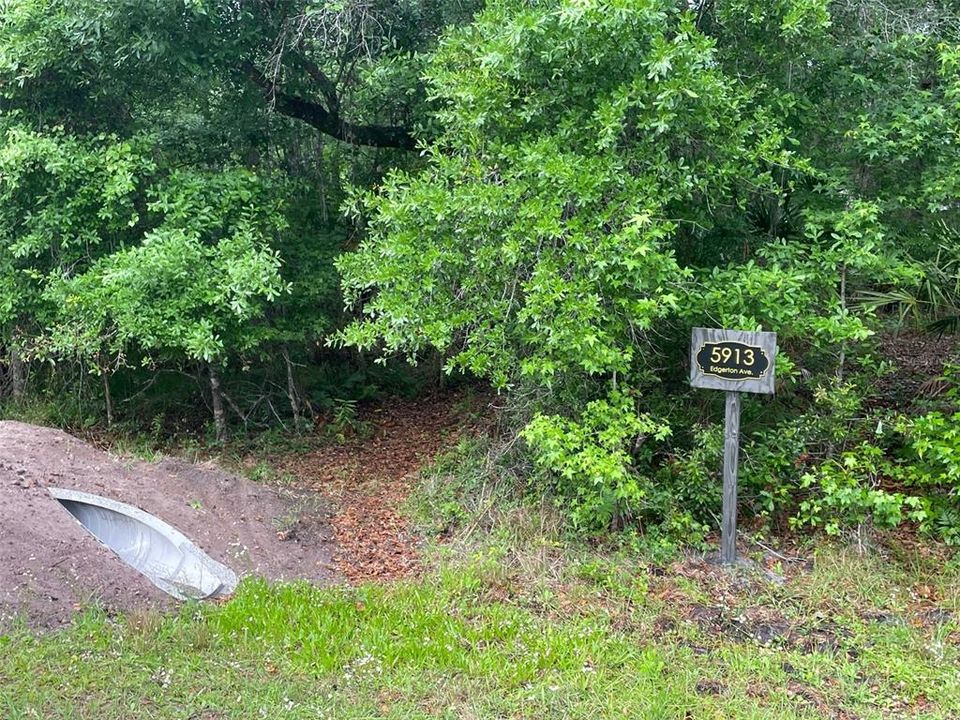 На продажу: $194,000 (1.91 acres)