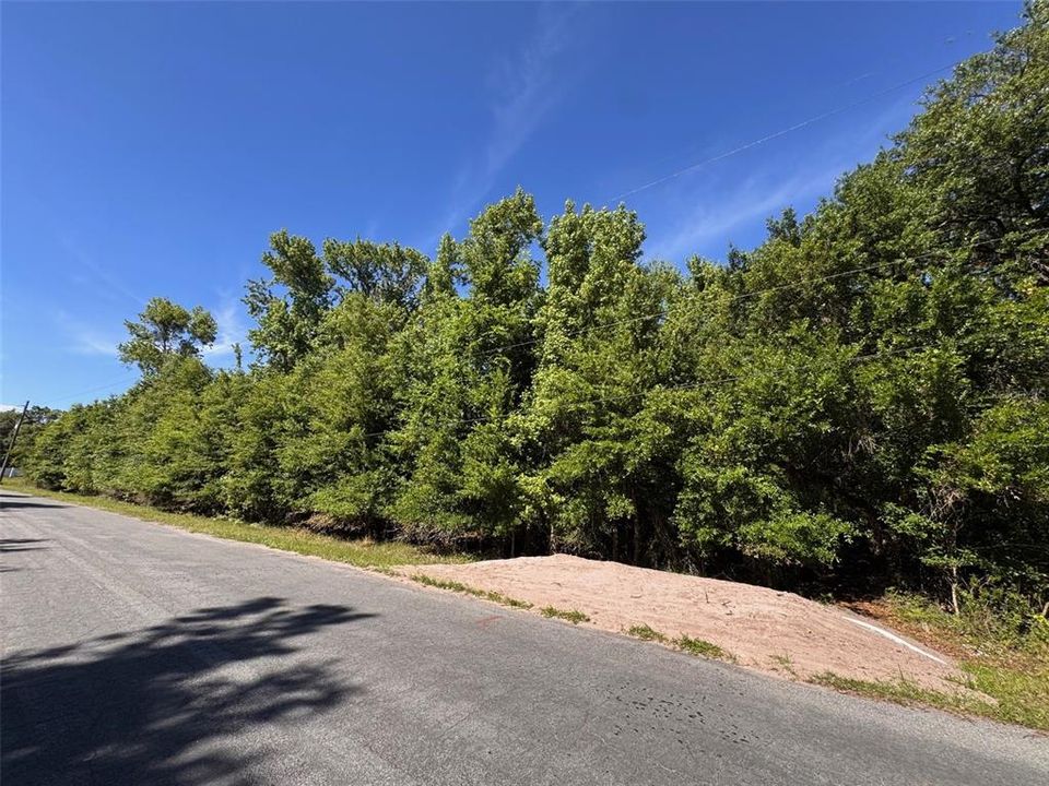 На продажу: $194,000 (1.91 acres)