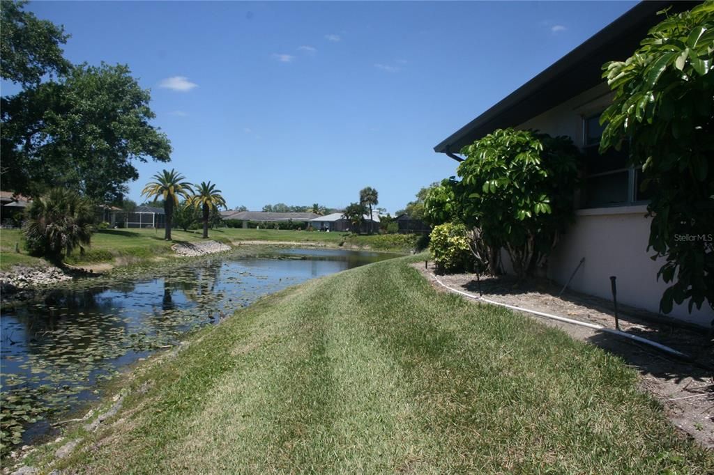 Activo con contrato: $295,000 (2 camas, 2 baños, 1750 Pies cuadrados)