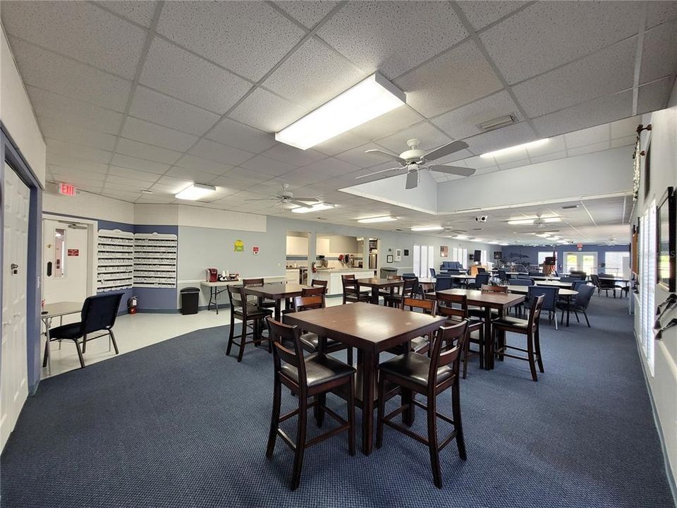 Active With Contract: $210,000 (2 beds, 2 baths, 1104 Square Feet)