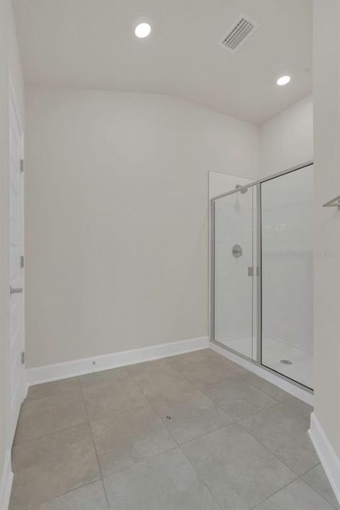 En Renta: $2,300 (4 camas, 2 baños, 1820 Pies cuadrados)