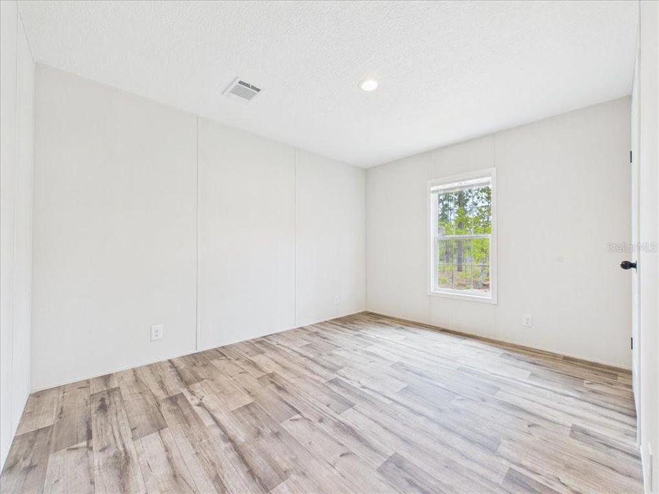 En Venta: $268,900 (3 camas, 2 baños, 1584 Pies cuadrados)