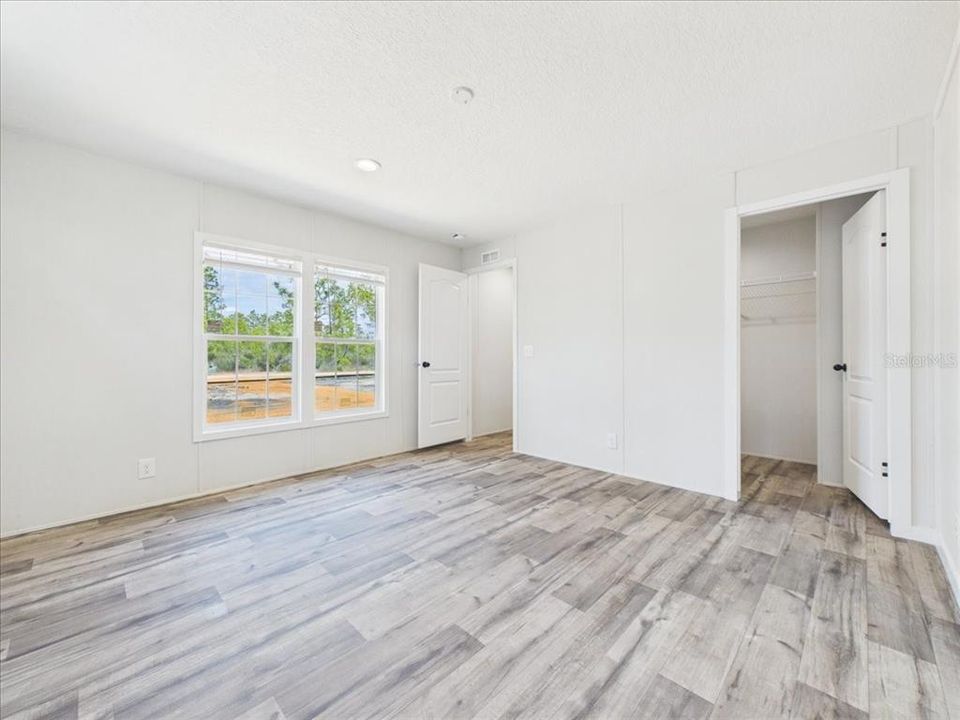 En Venta: $268,900 (3 camas, 2 baños, 1584 Pies cuadrados)