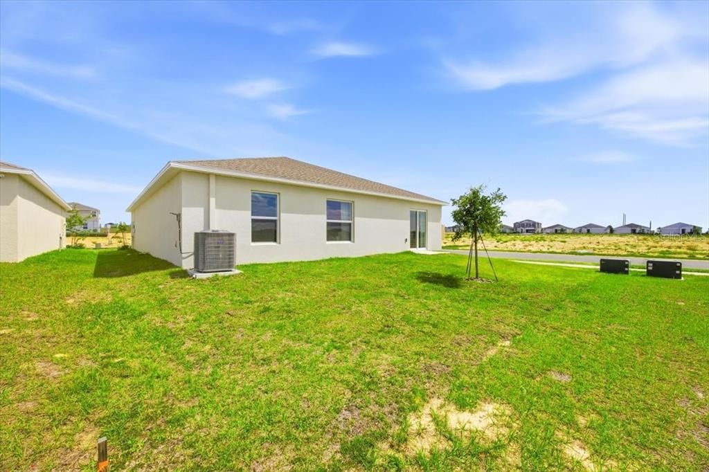 For Sale: $269,900 (4 beds, 2 baths, 1824 Square Feet)