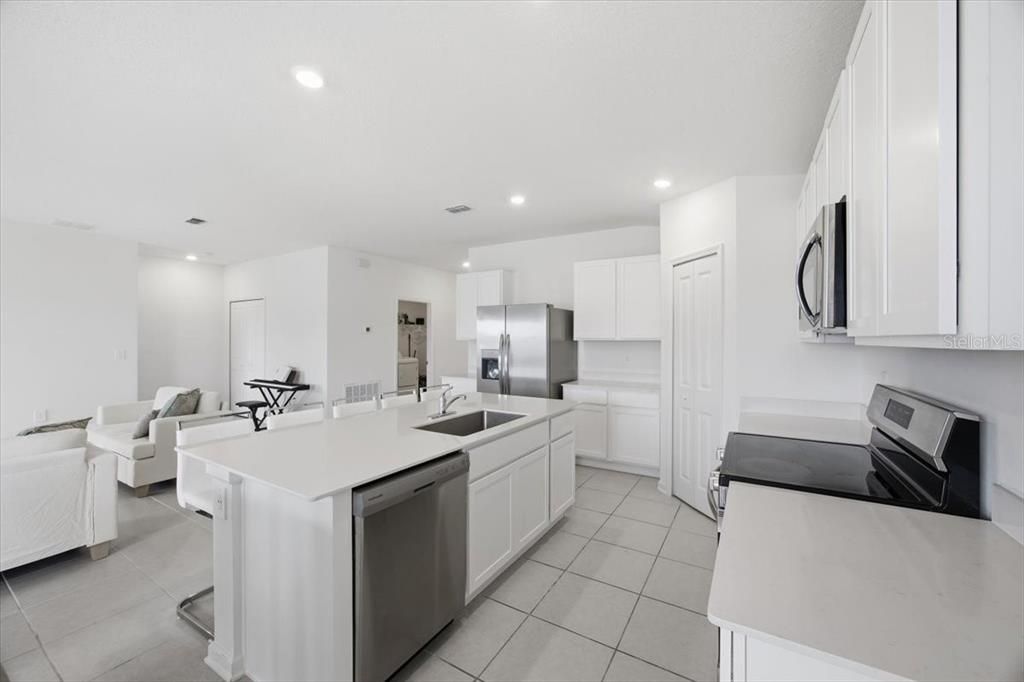 For Sale: $269,900 (4 beds, 2 baths, 1824 Square Feet)