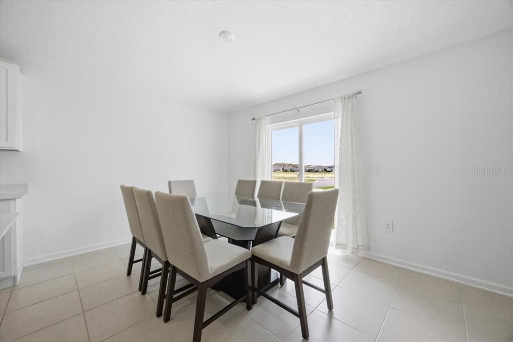 For Sale: $269,900 (4 beds, 2 baths, 1824 Square Feet)