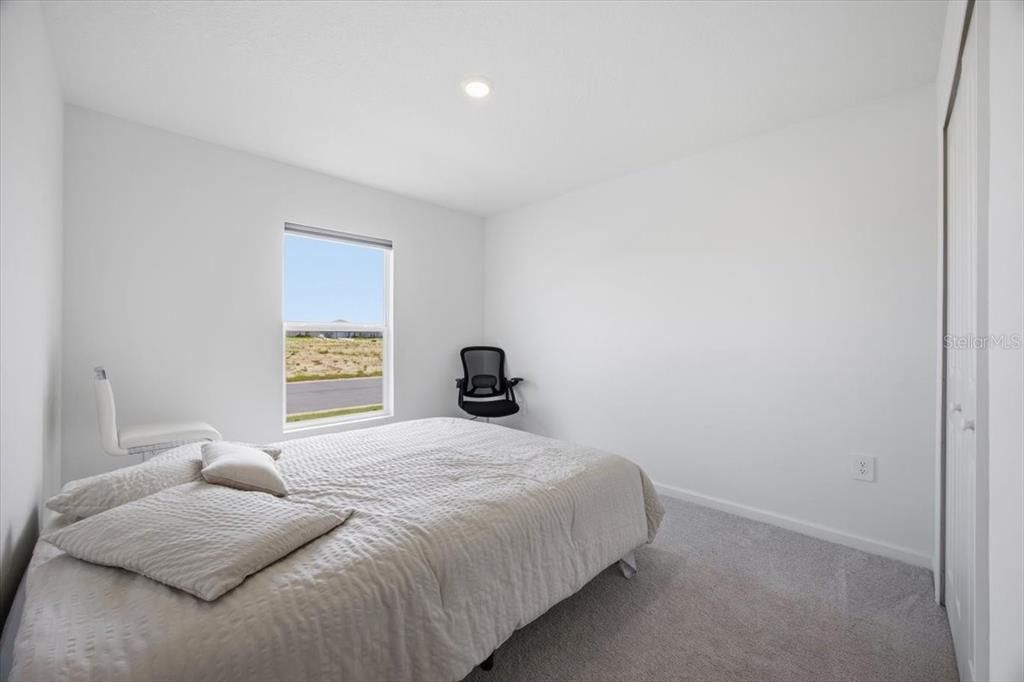 For Sale: $269,900 (4 beds, 2 baths, 1824 Square Feet)