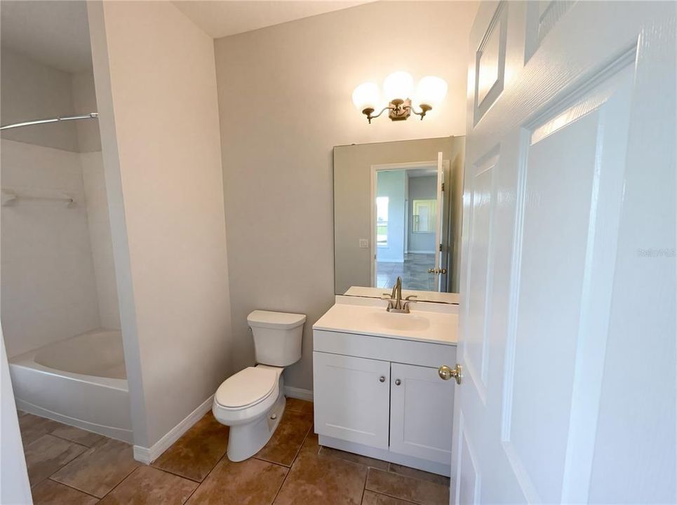 Active With Contract: $350,000 (4 beds, 3 baths, 2170 Square Feet)