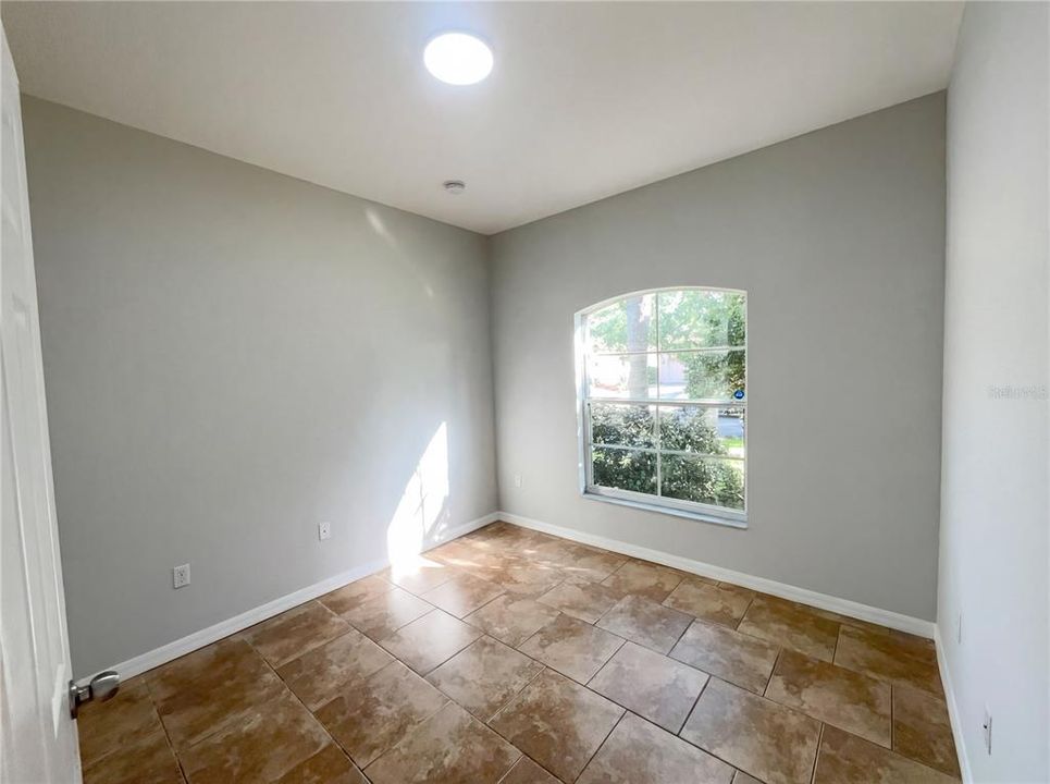 Active With Contract: $350,000 (4 beds, 3 baths, 2170 Square Feet)