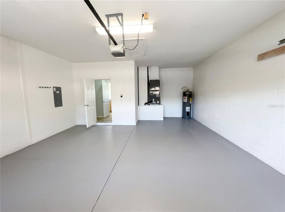 Active With Contract: $350,000 (4 beds, 3 baths, 2170 Square Feet)