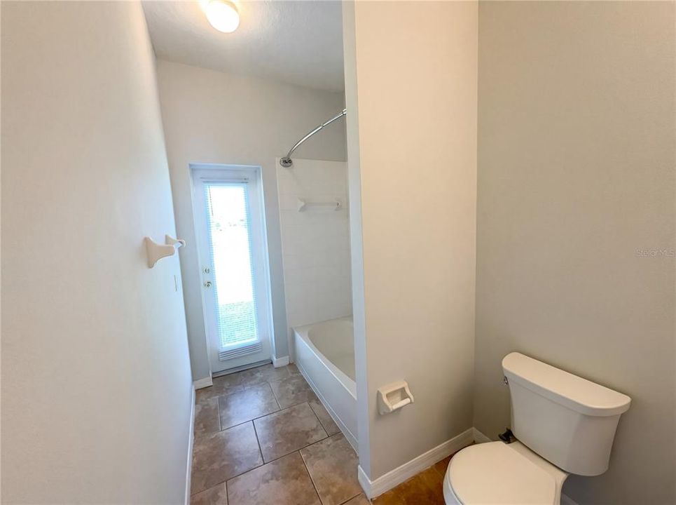 Active With Contract: $350,000 (4 beds, 3 baths, 2170 Square Feet)