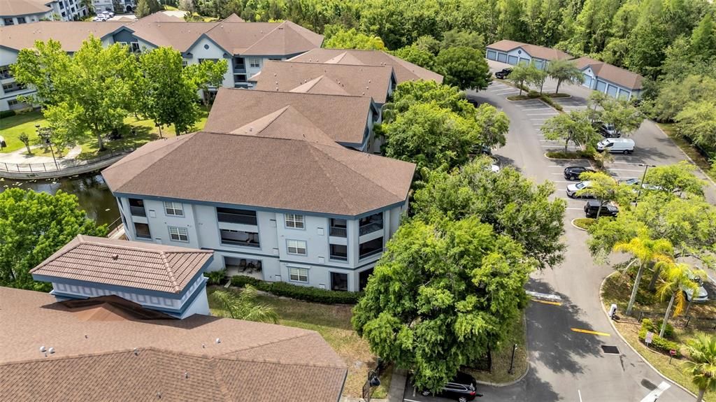 For Sale: $250,000 (2 beds, 2 baths, 1121 Square Feet)