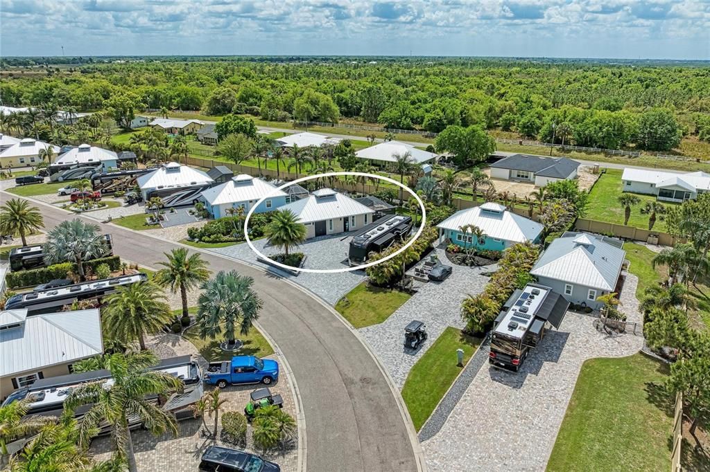En Venta: $585,000 (1 camas, 1 baños, 1000 Pies cuadrados)