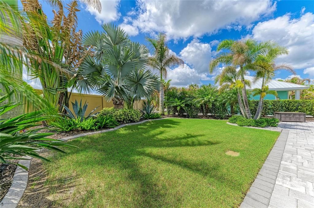 En Venta: $585,000 (1 camas, 1 baños, 1000 Pies cuadrados)