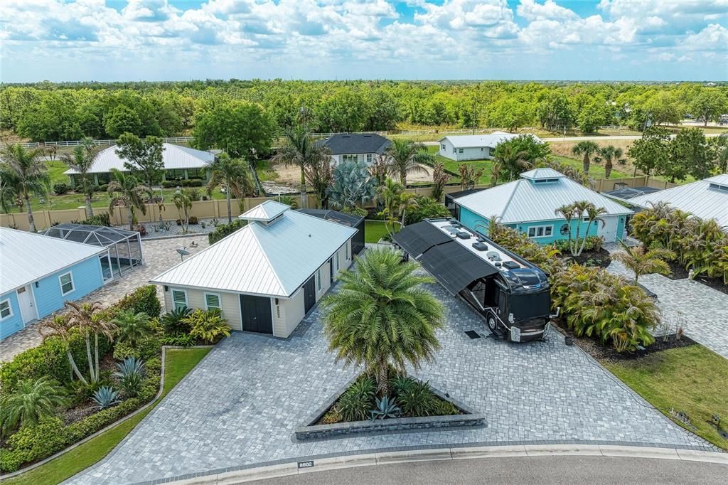 En Venta: $585,000 (1 camas, 1 baños, 1000 Pies cuadrados)