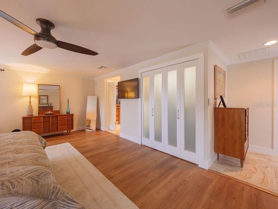 For Sale: $1,649,990 (4 beds, 2 baths, 2144 Square Feet)