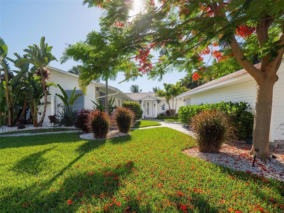 For Sale: $1,649,990 (4 beds, 2 baths, 2144 Square Feet)