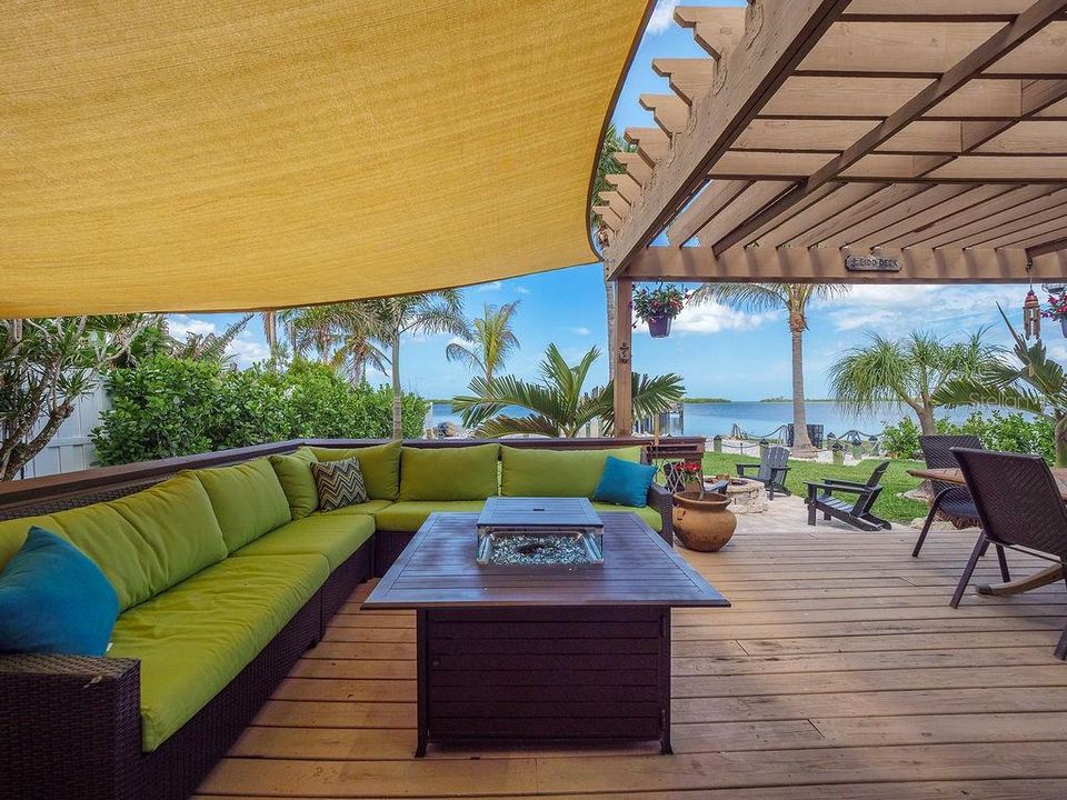 For Sale: $1,649,990 (4 beds, 2 baths, 2144 Square Feet)