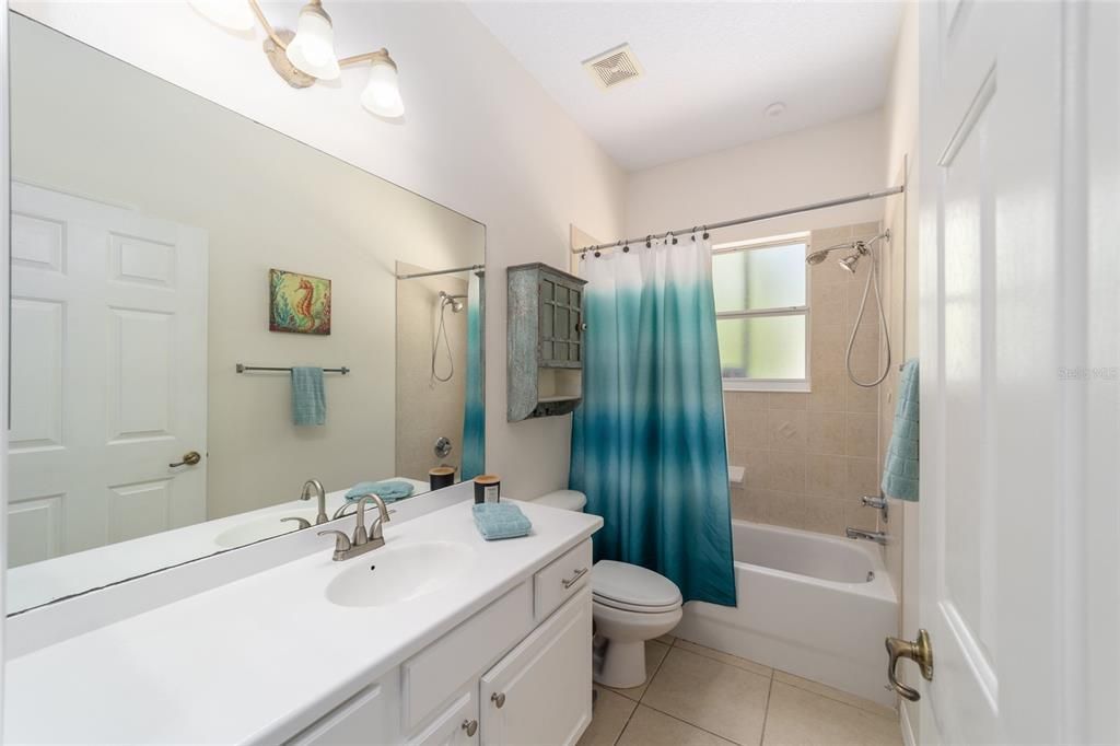For Sale: $519,900 (3 beds, 2 baths, 2720 Square Feet)