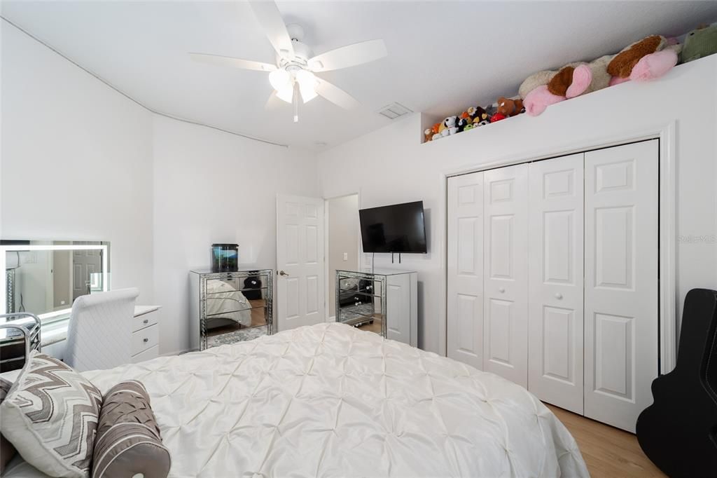 For Sale: $519,900 (3 beds, 2 baths, 2720 Square Feet)