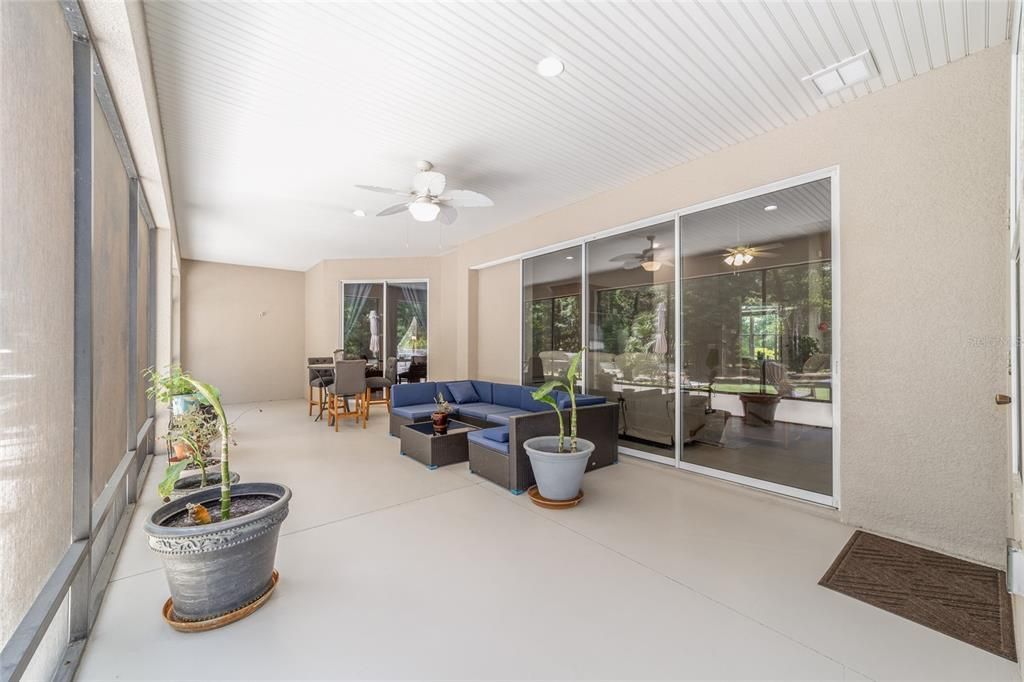 For Sale: $519,900 (3 beds, 2 baths, 2720 Square Feet)