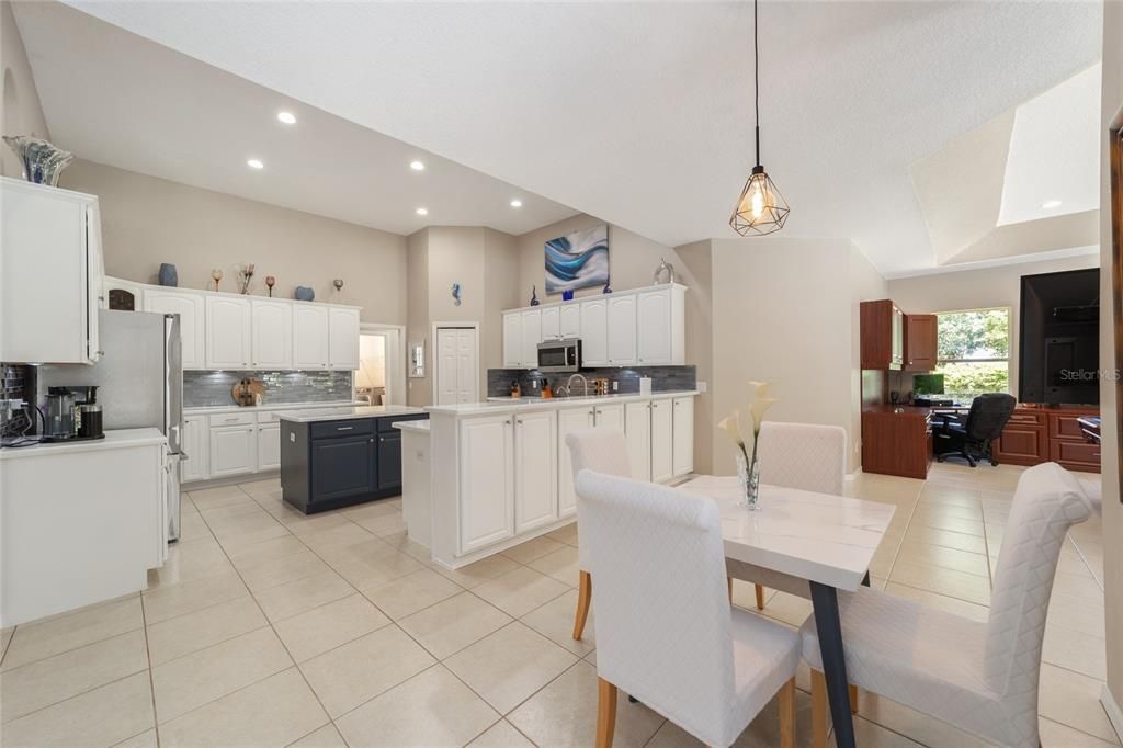 For Sale: $519,900 (3 beds, 2 baths, 2720 Square Feet)