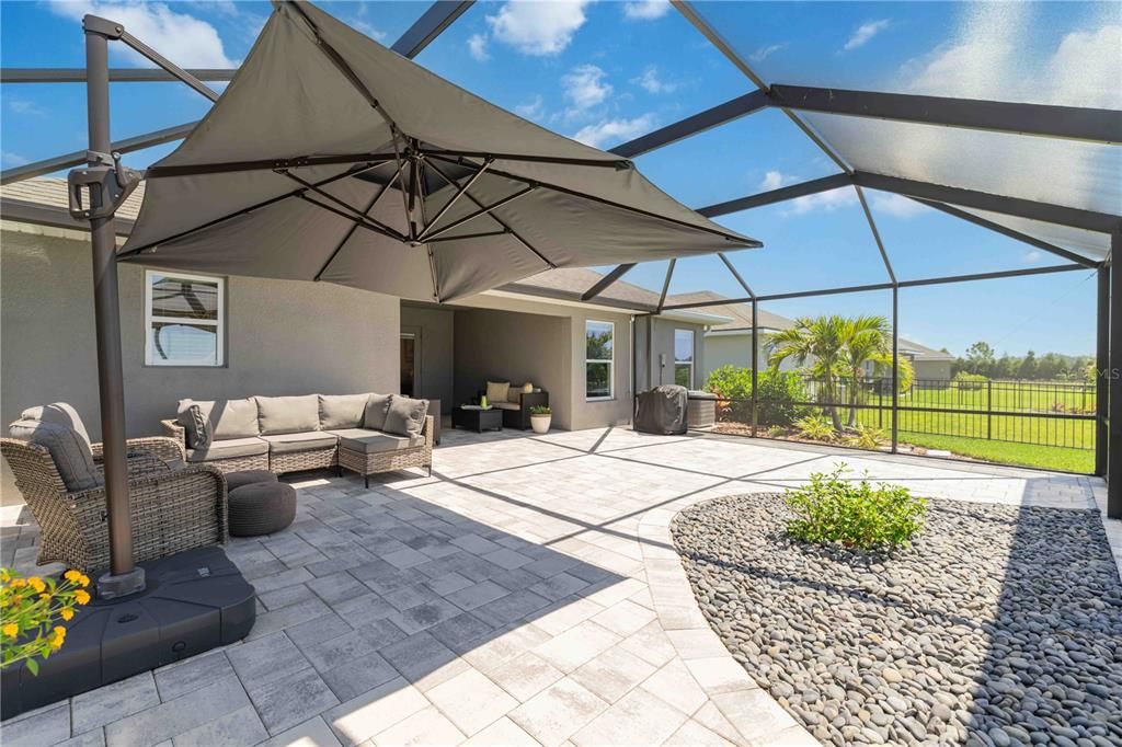 Active With Contract: $450,000 (4 beds, 3 baths, 2200 Square Feet)