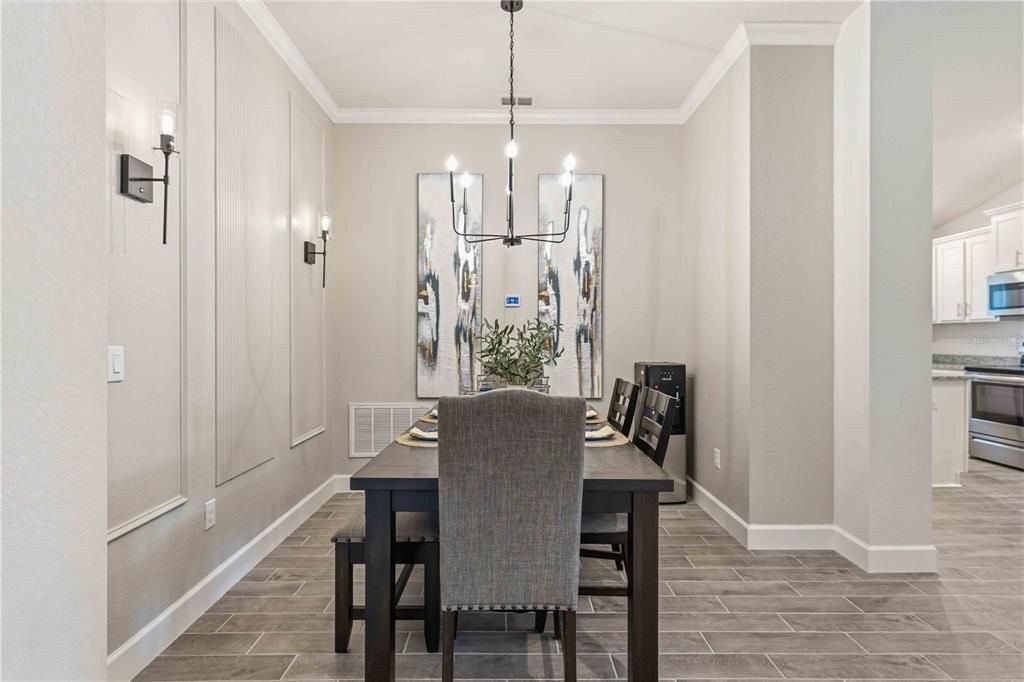 Active With Contract: $450,000 (4 beds, 3 baths, 2200 Square Feet)