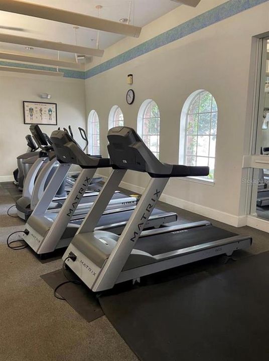 Active With Contract: $2,300 (1 beds, 1 baths, 784 Square Feet)