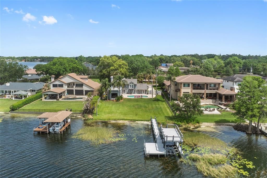 For Sale: $2,400,000 (4 beds, 3 baths, 3004 Square Feet)