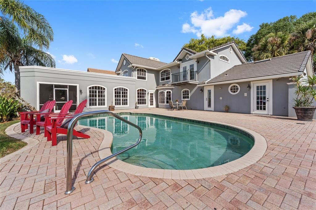 For Sale: $2,400,000 (4 beds, 3 baths, 3004 Square Feet)