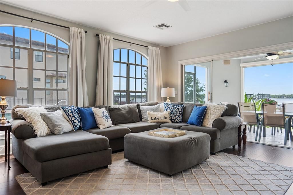 For Sale: $2,400,000 (4 beds, 3 baths, 3004 Square Feet)