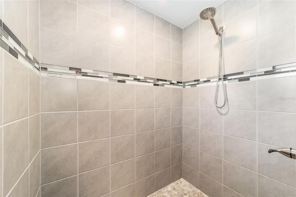 En Venta: $529,000 (3 camas, 2 baños, 1726 Pies cuadrados)