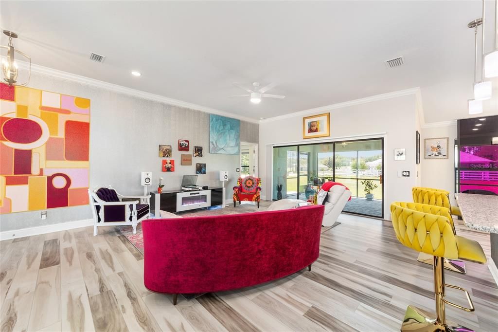 En Venta: $529,000 (3 camas, 2 baños, 1726 Pies cuadrados)