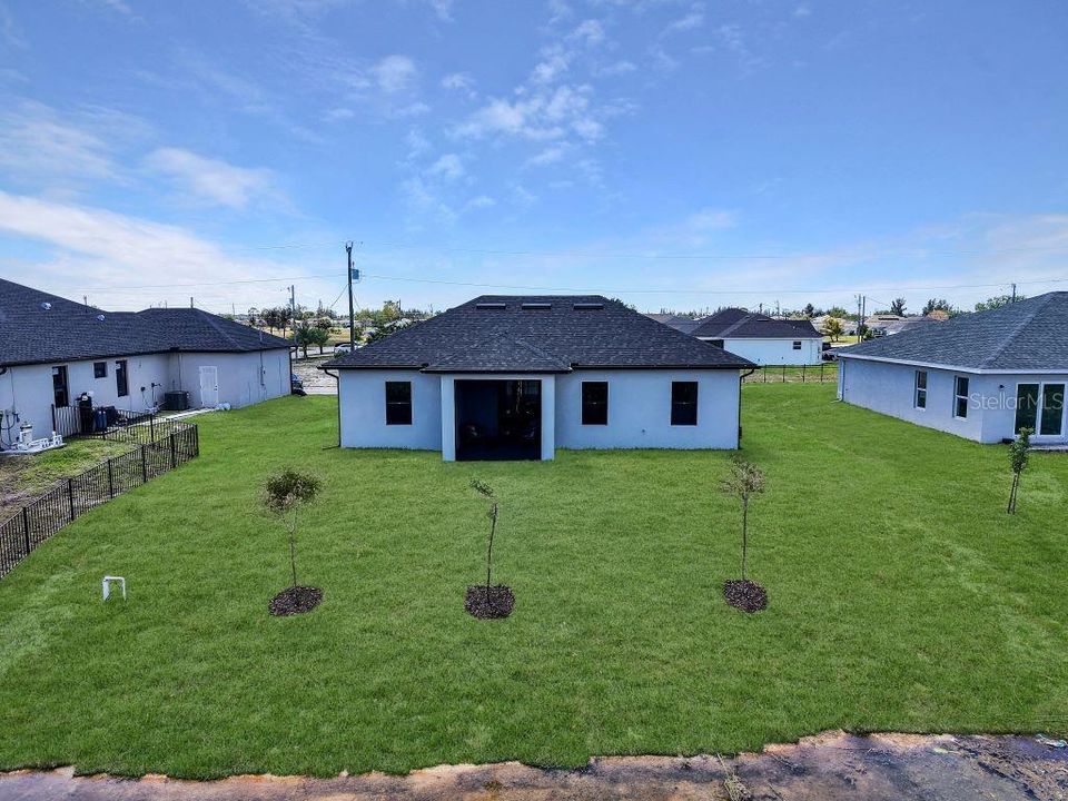 На продажу: $359,000 (3 спален, 2 ванн, 1529 Квадратных фут)
