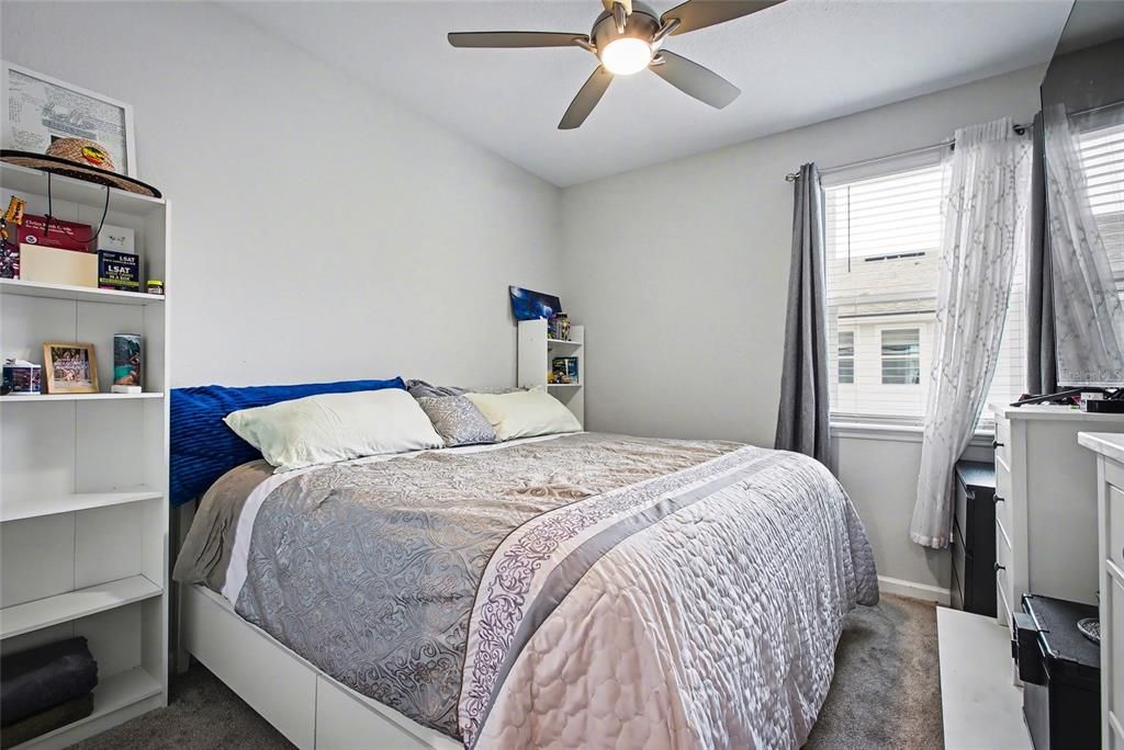 For Rent: $3,200 (3 beds, 2 baths, 1589 Square Feet)