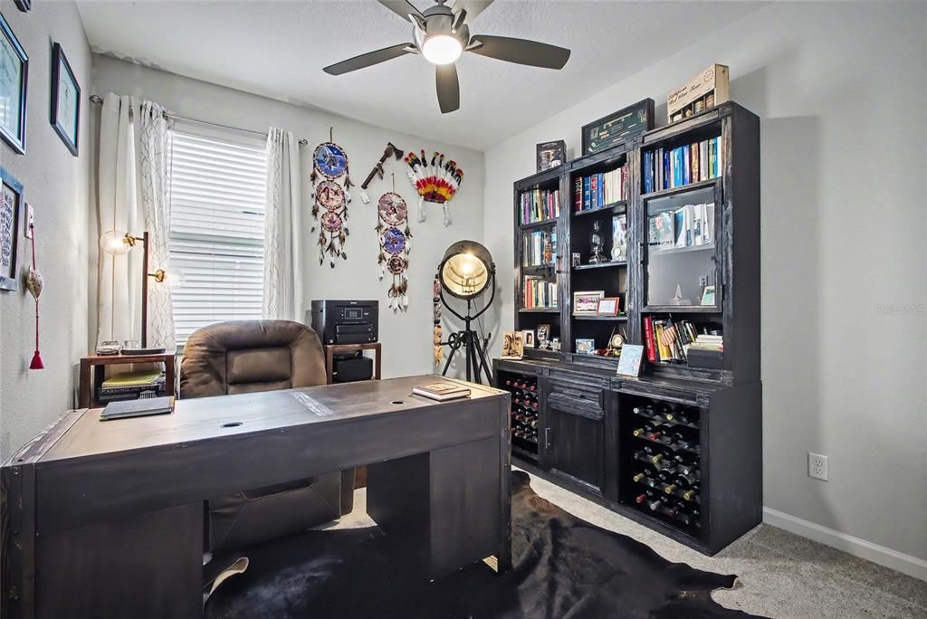 For Rent: $3,200 (3 beds, 2 baths, 1589 Square Feet)