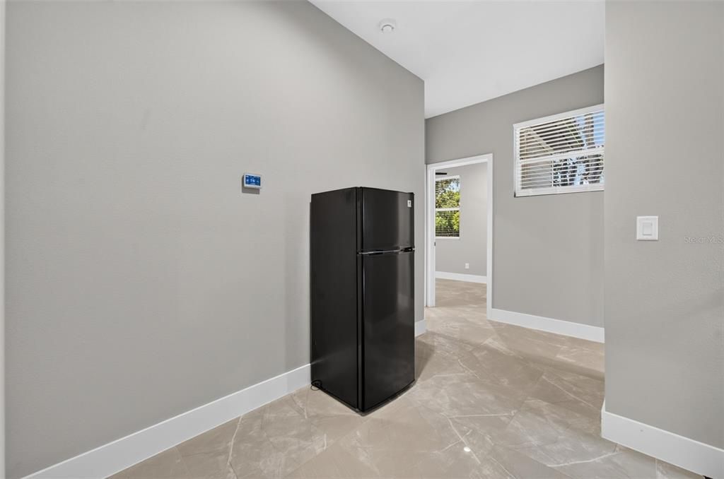 For Sale: $649,900 (3 beds, 3 baths, 2386 Square Feet)
