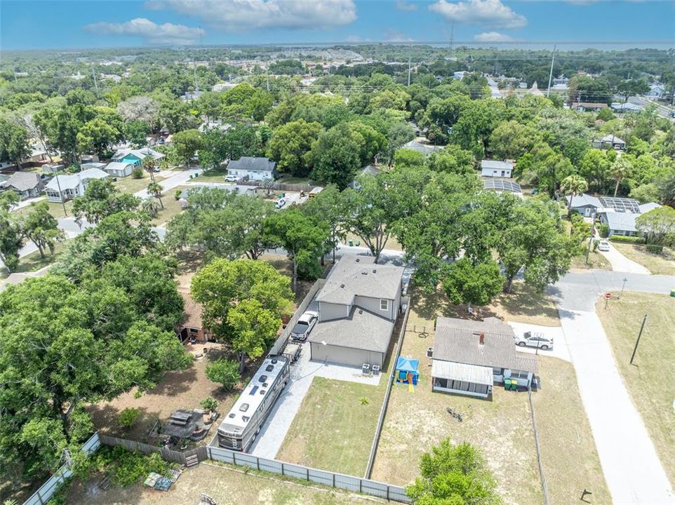 For Sale: $649,900 (3 beds, 3 baths, 2386 Square Feet)