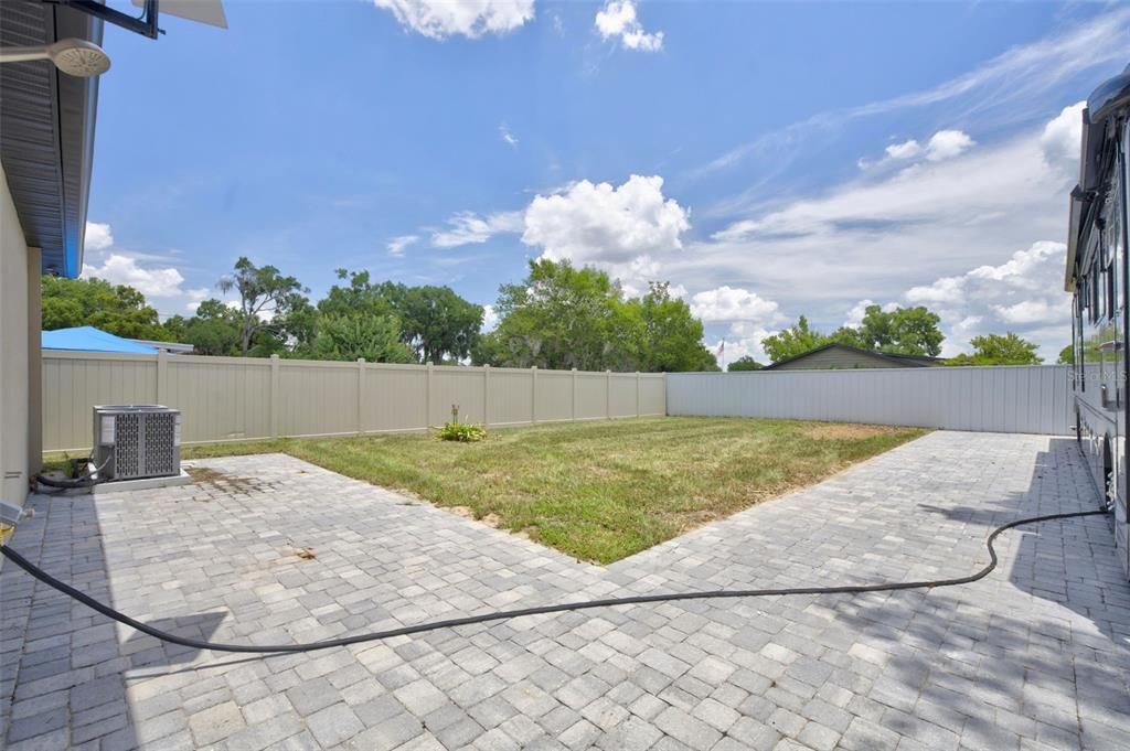 For Sale: $649,900 (3 beds, 3 baths, 2386 Square Feet)