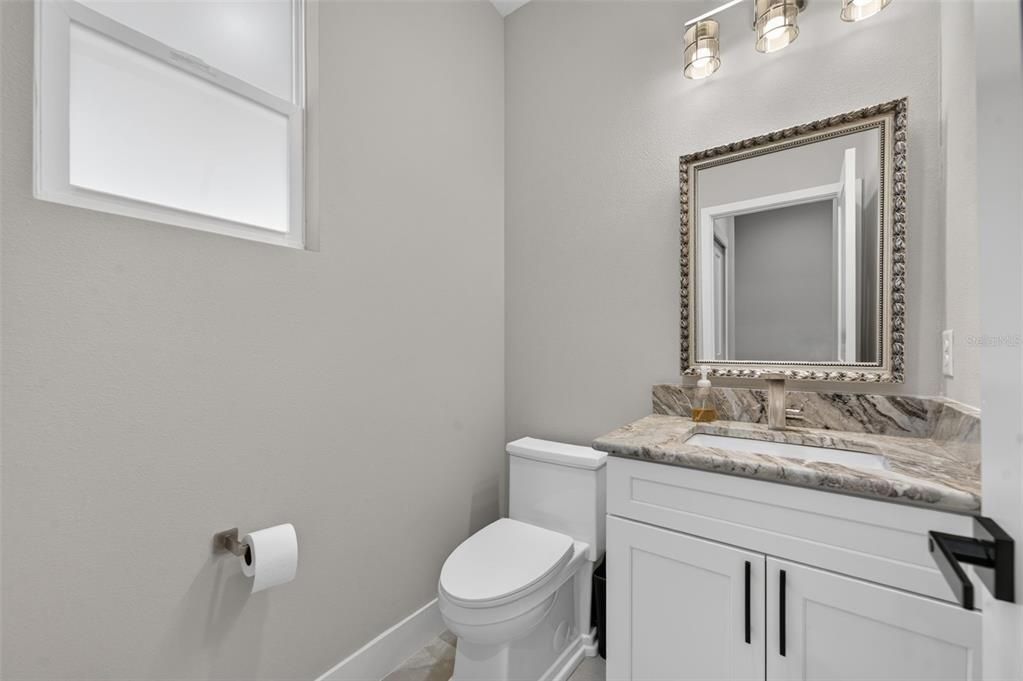 For Sale: $649,900 (3 beds, 3 baths, 2386 Square Feet)