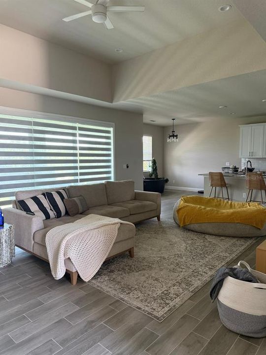 En Venta: $312,000 (3 camas, 2 baños, 1521 Pies cuadrados)