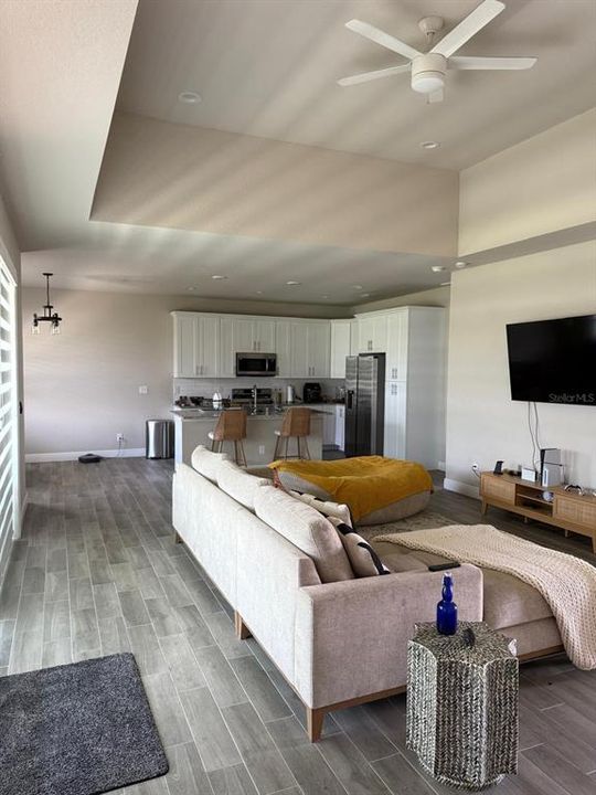 En Venta: $312,000 (3 camas, 2 baños, 1521 Pies cuadrados)