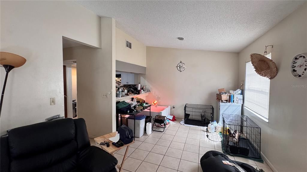 En Venta: $675,000 (8 camas, 0 baños, 4056 Pies cuadrados)