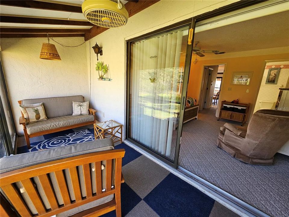 For Rent: $2,850 (1 beds, 1 baths, 647 Square Feet)