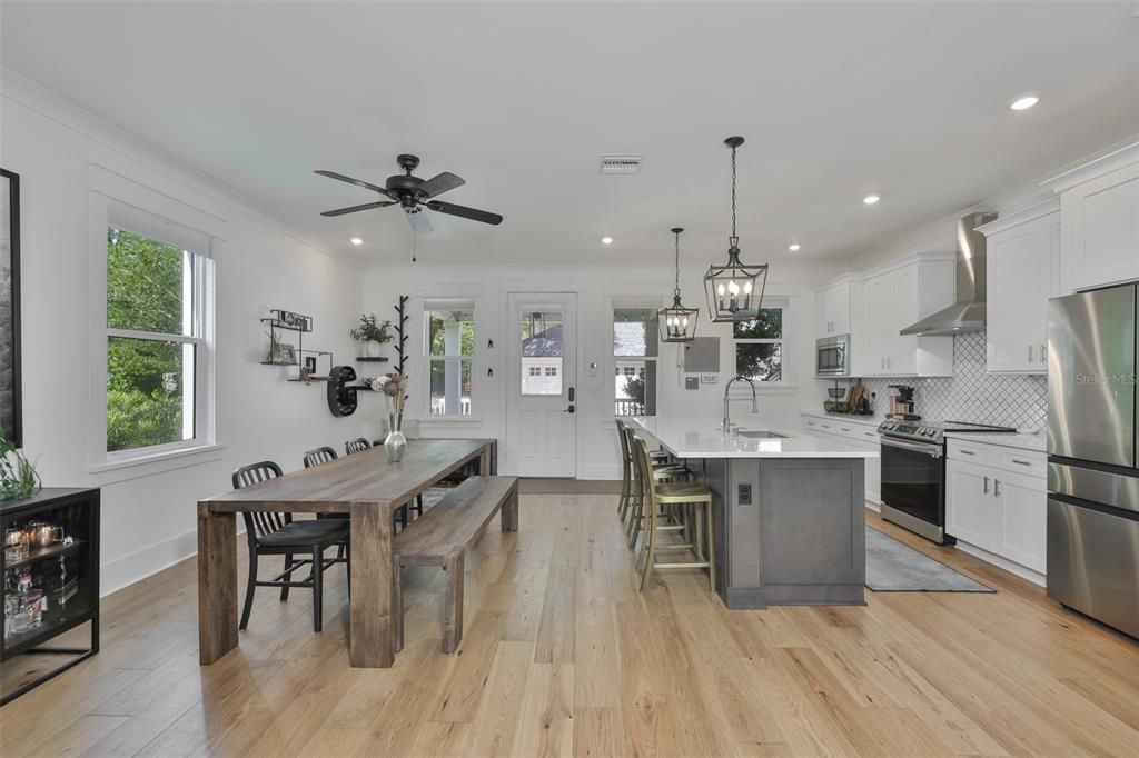 Active With Contract: $735,000 (3 beds, 2 baths, 1848 Square Feet)