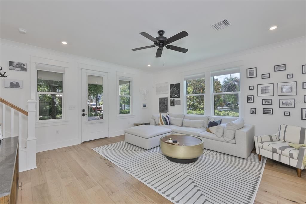 Active With Contract: $735,000 (3 beds, 2 baths, 1848 Square Feet)