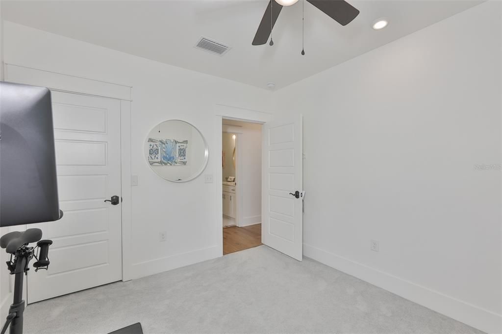 Active With Contract: $735,000 (3 beds, 2 baths, 1848 Square Feet)